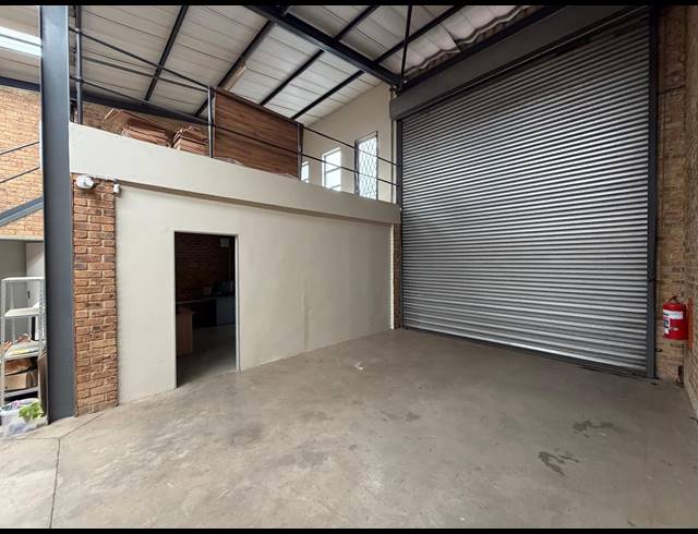154M² WAREHOUSE TO LET IN CHLOORKOP